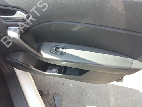 Used Right front window switch RENAULT CAPTUR II (HF_) TCe 160 (HFN1) (158 hp) 28450651