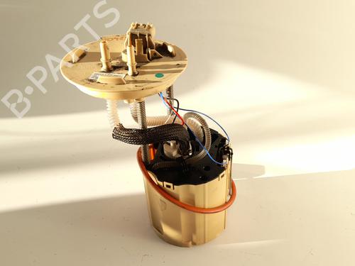Used Fuel pump OPEL ASTRA K (B16) [2015-2022]  8658039