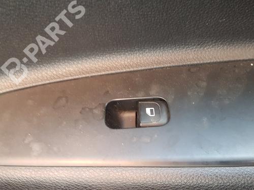 Used Right front window switch Right front window switch KIA STONIC (YB) 1.0 T-GDi (101 hp) 9676030 9676030