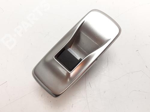 Used Right rear window switch Right rear window switch JAGUAR XF I (X250) 2.2 D (200 hp) 8654136 8654136