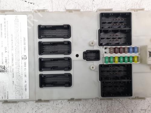 Used Fuse box MINI MINI CLUBMAN (F54) Cooper D (150 hp) 23901590