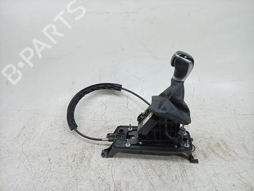 Used Gear lever Gear lever VW T-ROC (A11, D11) 2.0 TDI (150 hp) 32028048 32028048