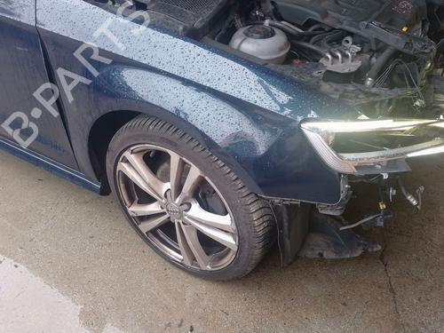 Used Right front steering knuckle AUDI A3 (8V1, 8VK) 1.6 TDI (115 hp) 32067864