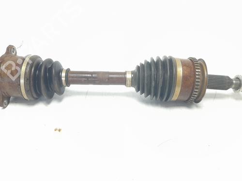 right-front-driveshaft-mitsubishi-l200-triton-kj_-kk_-kl_-3815a586-2014-9819765 main image