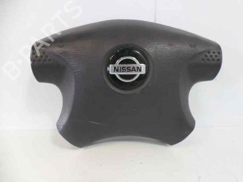 Used Driver airbag NISSAN ALMERA II (N16) 2.2 dCi (112 hp) 574414