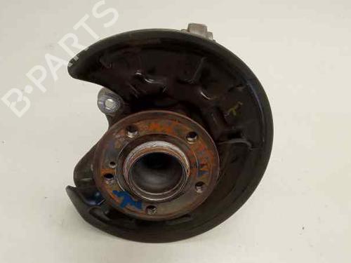 Used Right rear steering knuckle MERCEDES-BENZ CLA Coupe (C117) CLA 200 CDI / d (117.308) (136 hp) 2343259