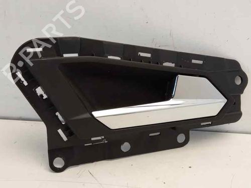 Used Front right interior door handle SEAT IBIZA V (KJ1, KJG) 1.0 (75 hp) 4634145
