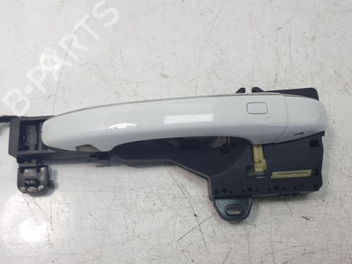 Used Front left exterior door handle RENAULT MEGANE IV Hatchback (B9A/M/N_) 1.5 dCi 110 (B9A3) (110 hp) 28480933
