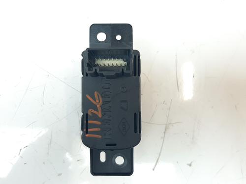 Hand brake RENAULT MEGANE IV Grandtour (K9A/M/N_) 1.2 TCe 100 | BP11382094I18 