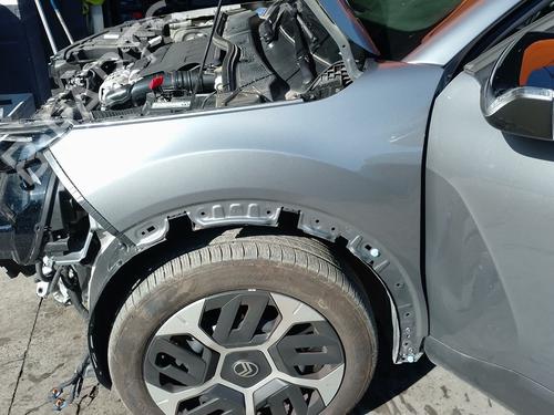 Used Left front fenders CITROËN C4 III (BA_, BB_, BC_) 1.2 PureTech 130 (BAHNSA, BAHNSB) (130 hp) 31690809