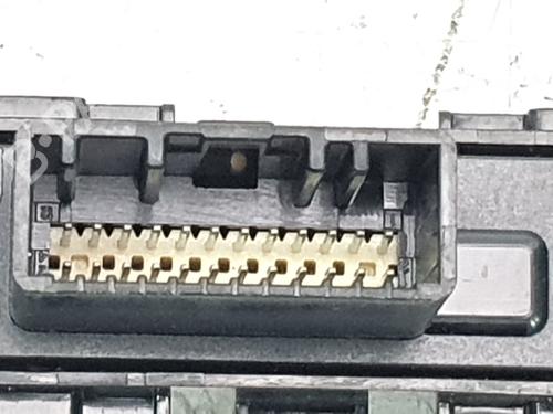 Switch RENAULT MEGANE IV Hatchback (B9A/M/N_) 1.5 dCi 110 (B9A3) | BP32980759I30 - Image 2