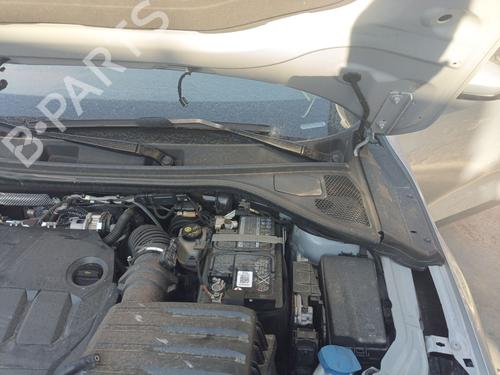 Used Front wiper motor AUDI A3 Limousine (8YS, 8YM) 30 TDI (116 hp) 29173169