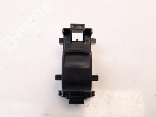 Used Right front window switch Right front window switch TOYOTA YARIS (_P13_) 1.0 (KSP130_, KSP130) (69 hp) 7111693 7111693