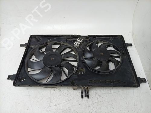 Used Radiator fan Radiator fan RENAULT MASTER III Van (FV) 2.3 dCi 150 FWD (FV0F, FV03, FV09) (150 hp) 39402637 39402637