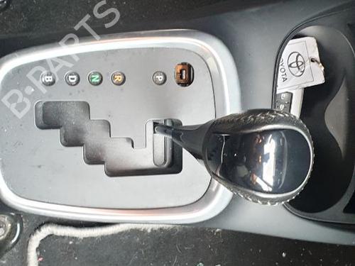 Used Gearbox TOYOTA YARIS (_P13_) 1.5 Hybrid (NHP130_, NHP130) (101 hp) 24124532