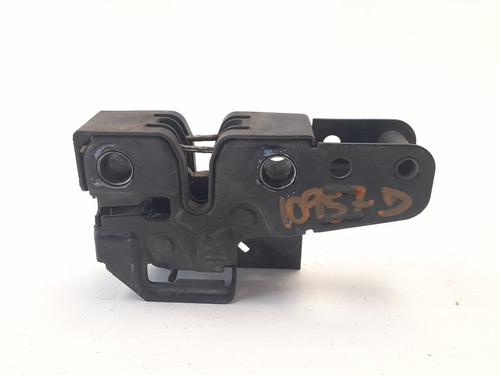 Used Hood lock VW POLO (9N_, 9A_) 1.4 16V (75 hp) 10156103