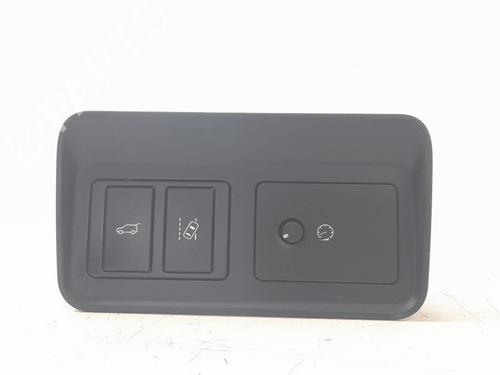 Used Switch LAND ROVER DISCOVERY SPORT (L550) 2.2 D 4x4 (150 hp) 29423032