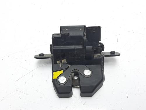 Tailgate lock FIAT 500X (334_) 2.0 D Multijet 4x4 (334AXB22, 334AXD2B) 52006564