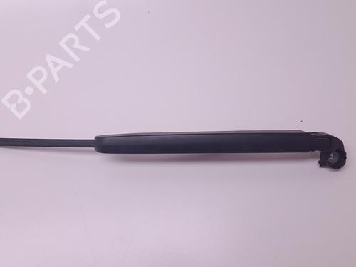 bagrudeviskerarm-audi-a4-b9-avant-8w5-8wd-2015-33832191 main image