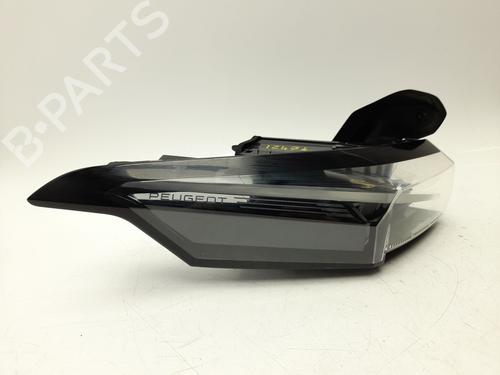 Used Left taillight Left taillight PEUGEOT 408 II (FP_, F3_, FM_) PureTech 130 (FPHNST) (131 hp) 33268829 33268829