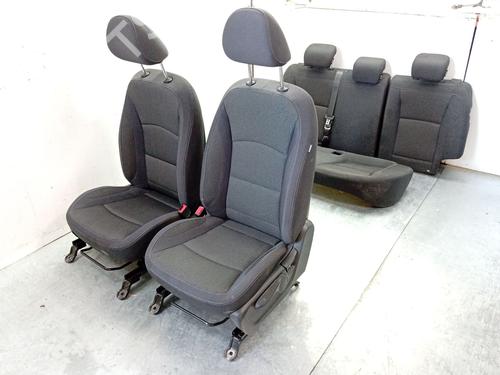 Sæde sæt Sæde sæt KG MOBILITY TIVOLI (_0W) [2023-2026] 37025316 37025316
