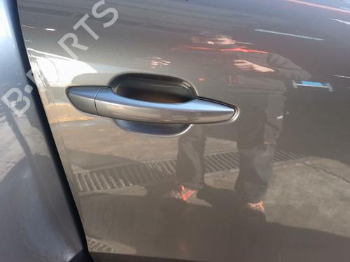 Højre fortil udvendigt håndtag CITROËN C4 III (BA_, BB_, BC_) 1.2 PureTech 130 (BAHNSA, BAHNSB) (130 hp) 31706557