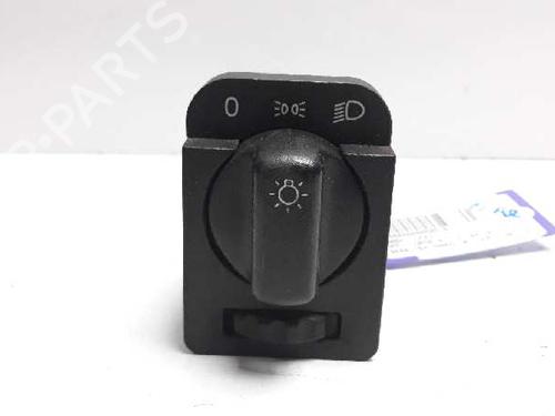 Used Headlight switch OPEL CORSA B (S93) [1993-2009]  1332528