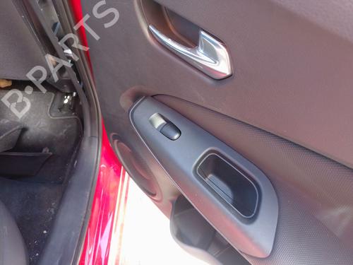right-rear-window-switch-nissan-juke-f16_-2019-32868115 main image