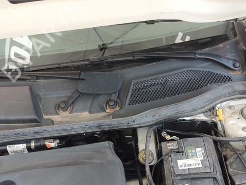 Used Front wiper motor MERCEDES-BENZ GLA-CLASS (X156) GLA 180 (156.942) (122 hp) 27511648