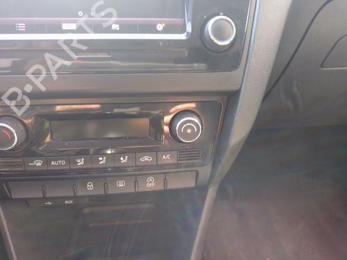 Used Heater blower motor Heater blower motor SKODA RAPID Spaceback (NH1) 1.4 TDI (90 hp) 38510373 38510373