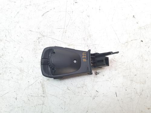 Switch RENAULT MEGANE IV Hatchback (B9A/M/N_) 1.3 TCe 140 (B9NB) | BP29626212I30 