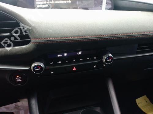 BP32216958I5 main image