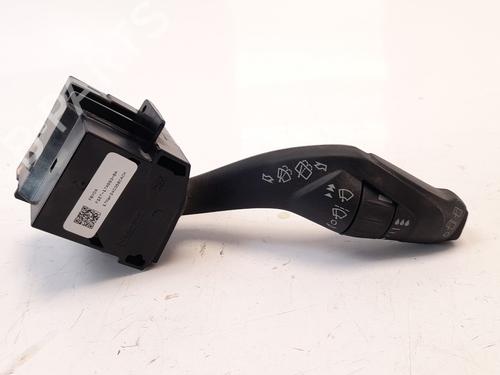 Used Steering column stalk FORD FOCUS III [2010-2020]  8657142