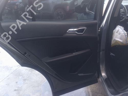 Elevador vidro trás esquerdo Elevador vidro trás esquerdo KIA SPORTAGE V (NQ5) 1.6 T-GDi Hybrid AWD (230 hp) 39668836 39668836