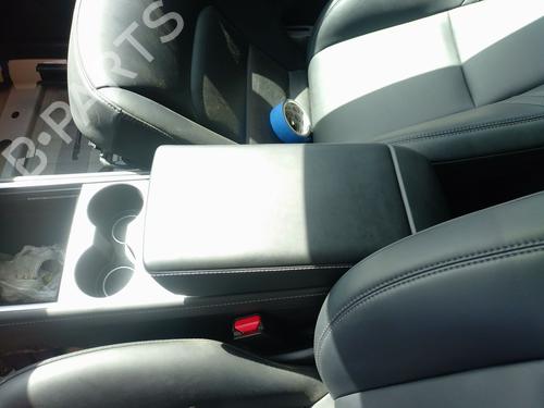 Armlæn Armlæn TESLA MODEL 3 (5YJ3) EV (283 hp) 34225550 34225550