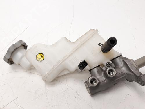 Used Brake master cylinder KIA RIO III (UB) 1.2 CVVT (84 hp) 10165246