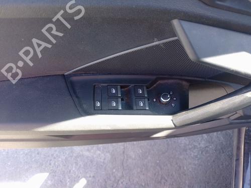 venstre-foran-elrute-bryter-audi-a3-sportback-8ya-8yf-2019-32361553 main image