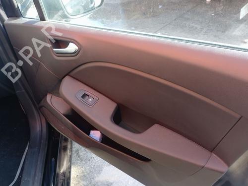 Used Front right window mechanism RENAULT CLIO V (B7_) 1.5 Blue dCi 100 (B7AD) (101 hp) 30940353