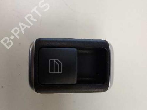 Used Right rear window switch MERCEDES-BENZ CLA Shooting Brake (X117) CLA 200 CDI / d (117.908) (136 hp) 2563097