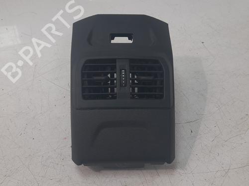 Used Air vent BMW 1 (F40) 118 d (150 hp) 31832212