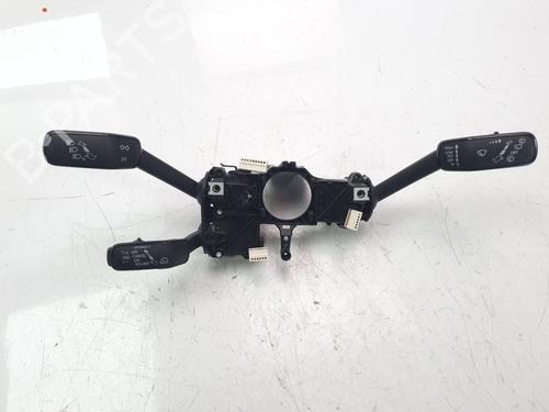 Used Switch SEAT ARONA (KJ7, KJP) [2017-2025]  26948424