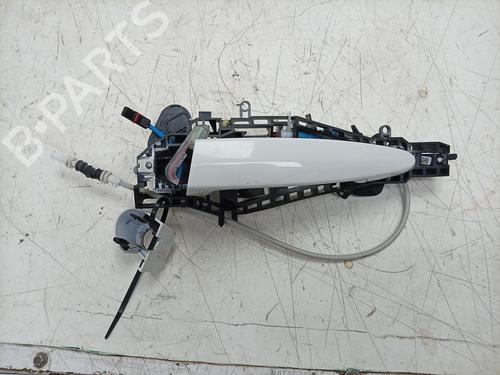 Used Front left exterior door handle Front left exterior door handle 37417900 37417900