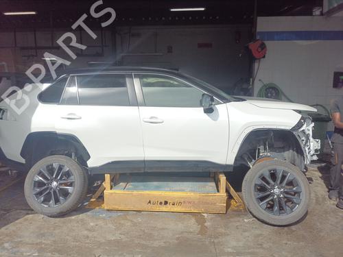 Brugte TOYOTA RAV 4 V (_A5_, _H5_) 2.5 Hybrid AWD (AXAH54) (178 hp) 4243511