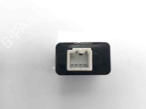Switch SSANGYONG XLV SUV e-XGi 160 | BP10271556I30 