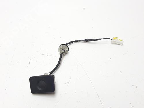 Used Tailgate handle MAZDA 3 (BM, BN) 2.0 (120 hp) 10416074