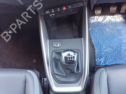 Used Shift knob AUDI A1 Sportback (GBA) 30 TFSI (116 hp) 30760244