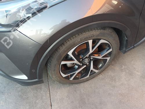 Used Left front steering knuckle TOYOTA C-HR (_X1_) [2016-2025]  27515926
