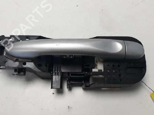 Venstre bak utvendig håndtak RENAULT MEGANE III Hatchback (BZ0/1_, B3_) 1.9 dCi (BZ0N, BZ0J) (131 hp) 2515461