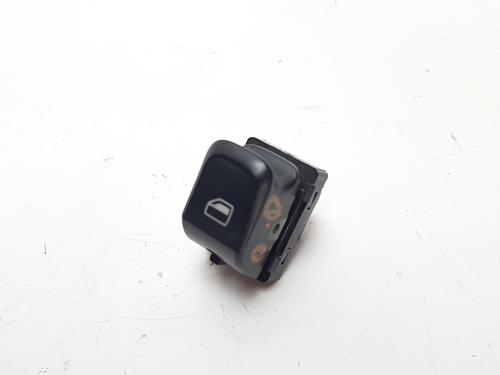 Used Right front window switch Right front window switch AUDI A4 B8 (8K2) 2.0 TDI (136 hp) 10032242 10032242