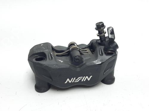 Used Right front brake caliper SUZUKI SUPER CARRY Bus (ED) [1985-1999]  24804412